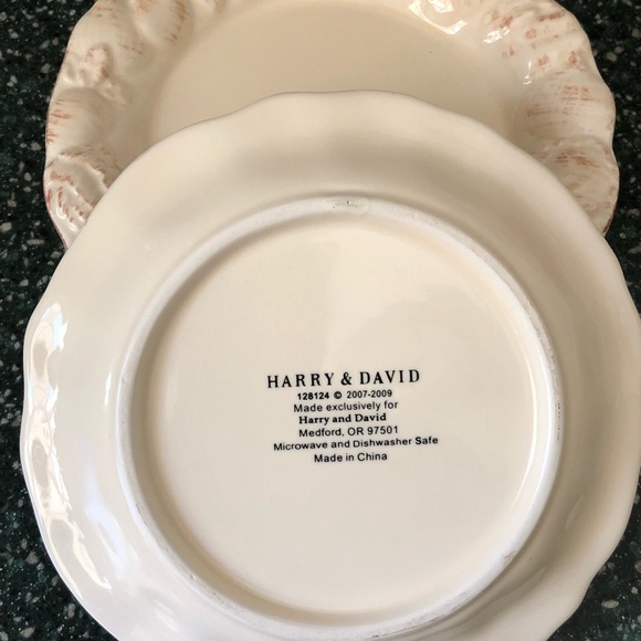 Harry & David Rustic Harvest Vegetable Appetizer Dessert Bread  Plates Set of 4 - Picture 3 of 4